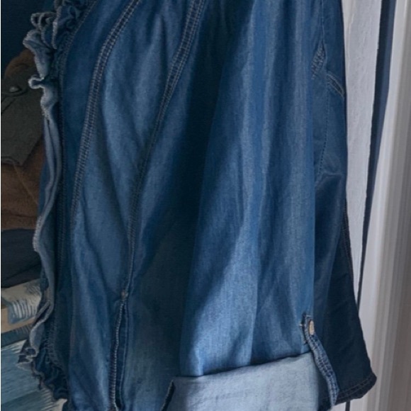 Womens denim plus size denim jacket shirt - Picture 4 of 5